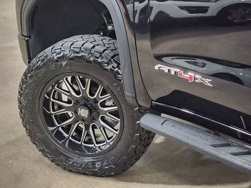 Used 2022 GMC Sierra 1500 AT4X AWD/4WD image 23