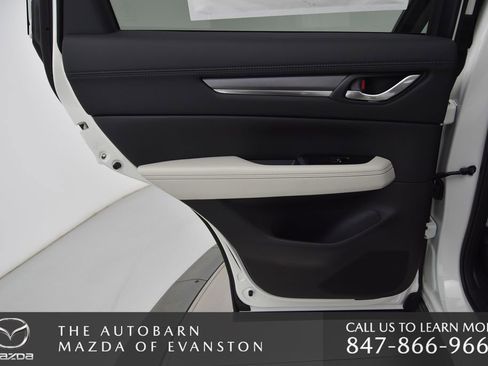 New 2025 MAZDA CX-5 AWD 2.5 S w/ Premium Plus Pkg image 31
