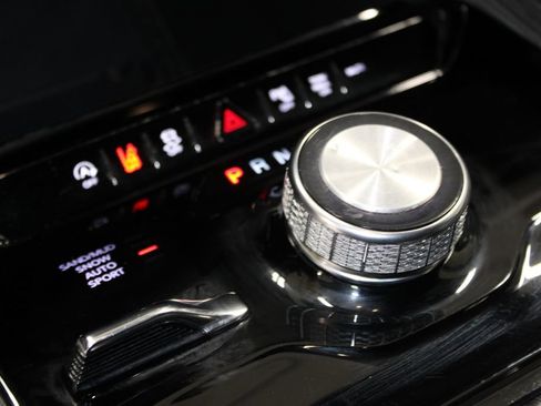 Used 2023 Jeep Wagoneer Series II image 47