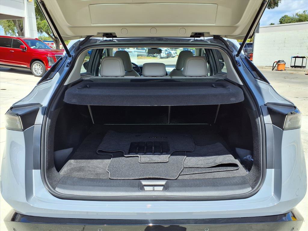Used 2024 Nissan Ariya AWD image 15