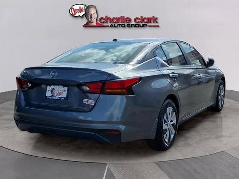 Certified 2025 Nissan Altima 2.5 S image 5