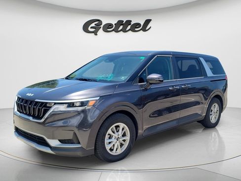 Used 2024 Kia Carnival LX FWD image 1