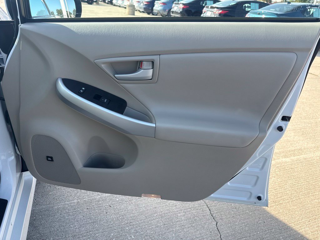 Used 2010 Toyota Prius Four w/ Solar Roof Pkg FWD image 21