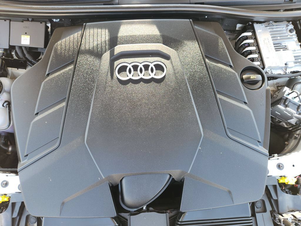 Used 2025 Audi Q7 3.0T Premium Plus AWD/4WD image 30