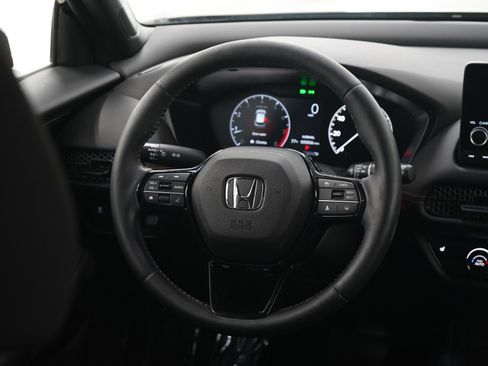 Used 2024 Honda HR-V Sport image 16