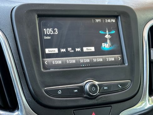 Used 2018 Chevrolet Equinox LS FWD image 22