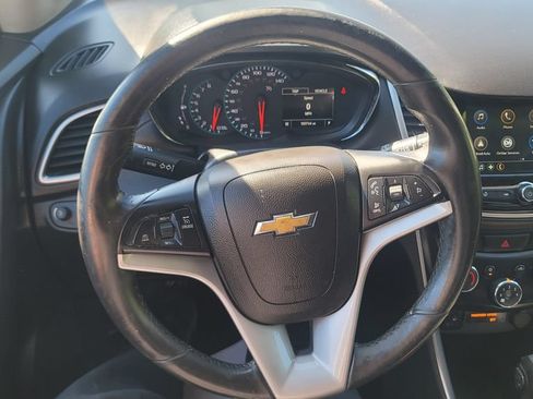 Used 2019 Chevrolet Trax LT w/ LT Convenience Package AWD/4WD image 20