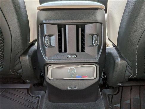 Used 2025 BMW X3 xDrive30i w/ Premium Package image 18