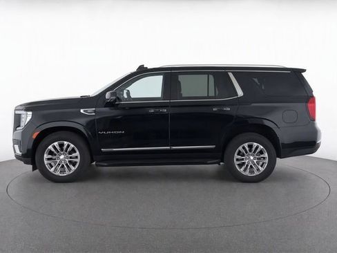 Used 2023 GMC Yukon SLT w/ SLT Luxury Package AWD/4WD image 6