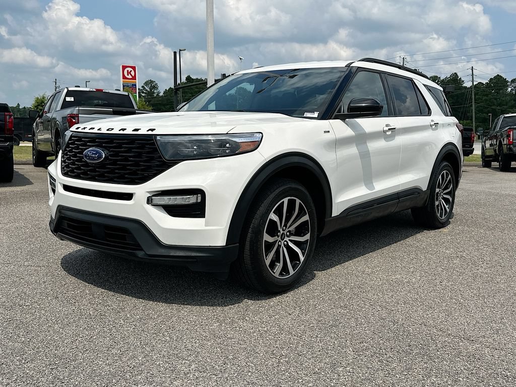 Used 2023 Ford Explorer ST-Line w/ Class IV Trailer Tow Package RWD image 1