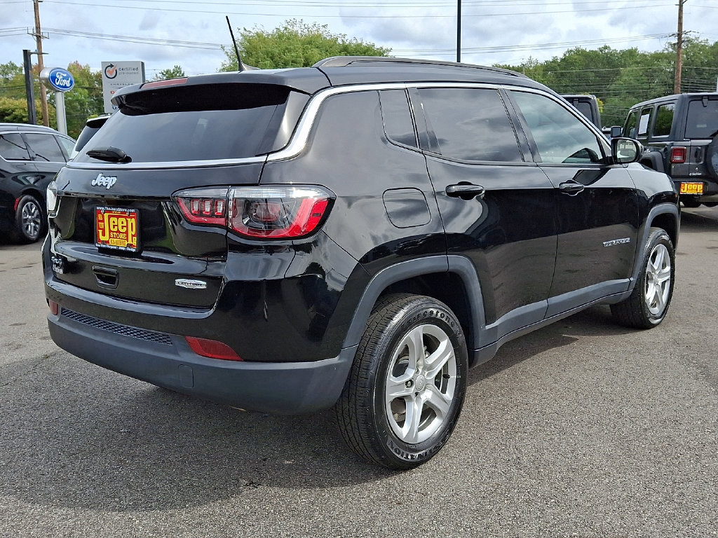 Certified 2023 Jeep Compass Latitude AWD/4WD image 6