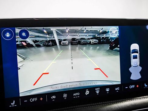 Used 2023 Lincoln Corsair Reserve image 23