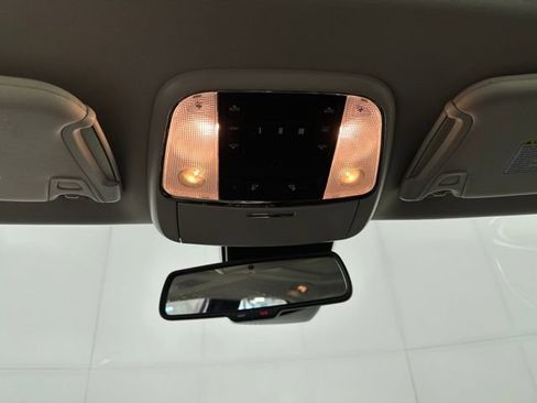 Used 2023 Chrysler 300 Touring L w/ Popular Equipment Group image 24