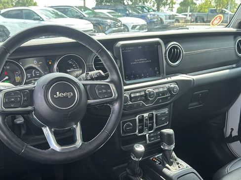Used 2023 Jeep Wrangler Unlimited Sahara w/ Cold Weather Group AWD/4WD image 12
