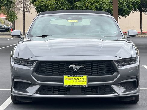 Used 2025 Ford Mustang Convertible RWD image 7