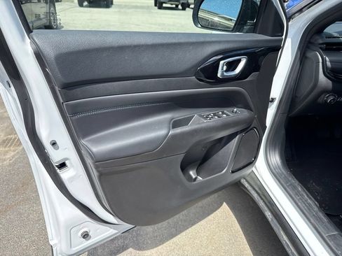 New 2026 Jeep Compass Limited AWD/4WD image 17