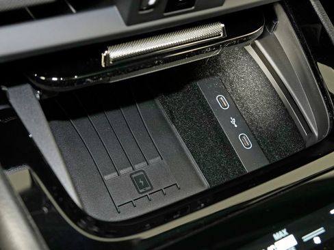 New 2026 Porsche Cayenne image 31