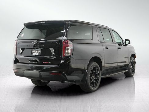 Used 2023 Chevrolet Suburban RST w/ Luxury Package AWD/4WD image 5