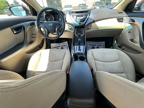 Used 2013 Hyundai Elantra GLS w/ Preferred Pkg FWD image 18