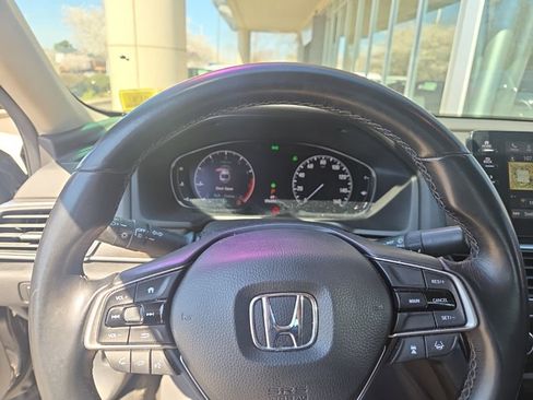 Used 2020 Honda Accord EX-L image 15