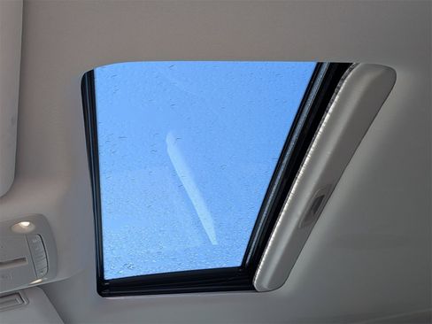 Used 2023 INFINITI QX80 Luxe w/ Cargo Package image 27