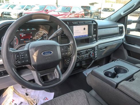 Used 2024 Ford F350 XLT image 31