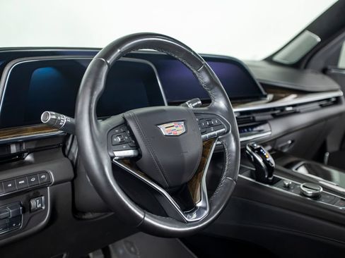 Used 2022 Cadillac Escalade Sport Platinum w/ Heavy-Duty Trailer Package AWD/4WD image 33