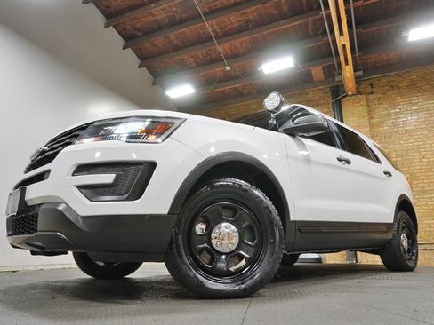 Used 2019 Ford Explorer 4WD Police Interceptor image 3
