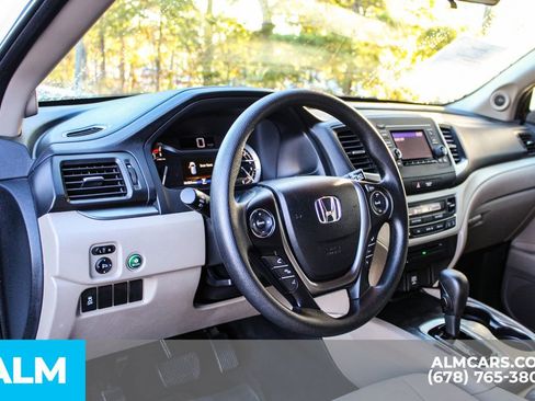 Used 2016 Honda Pilot LX image 29