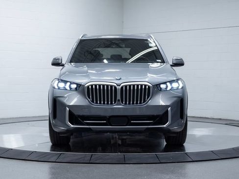 Used 2024 BMW X5 xDrive50e w/ Premium Package AWD/4WD image 5