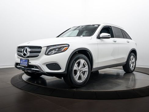 Used 2017 Mercedes-Benz GLC 300 4MATIC image 7