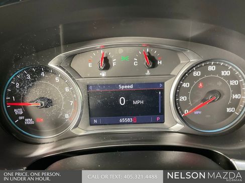 Used 2022 Chevrolet Traverse LT FWD image 47