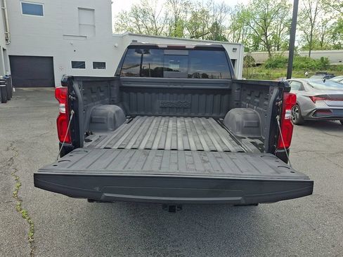 Used 2019 Chevrolet Silverado 1500 High Country w/ Z71 Off-Road Package AWD/4WD image 30