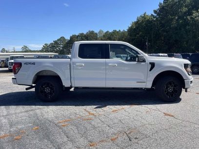 New 2025 Ford F150 XLT w/ Equipment Group 302A MID