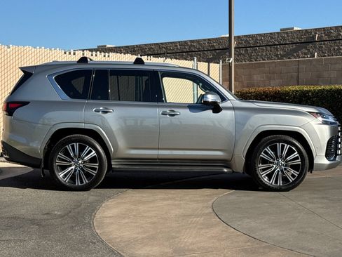 New 2026 Lexus LX 700h Luxury AWD/4WD image 3