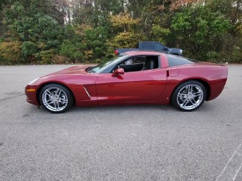 Used 2007 Chevrolet Corvette Coupe image 10