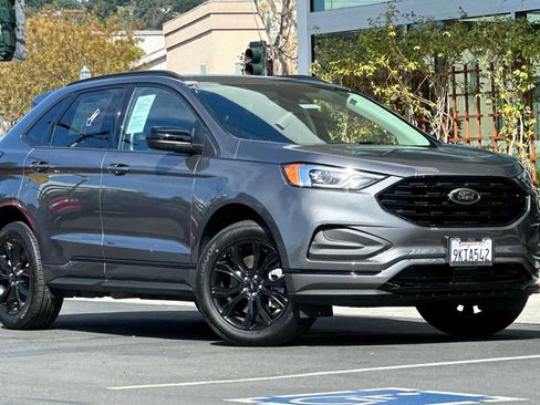 New 2024 Ford Edge SE w/ Black Appearance Package image 2