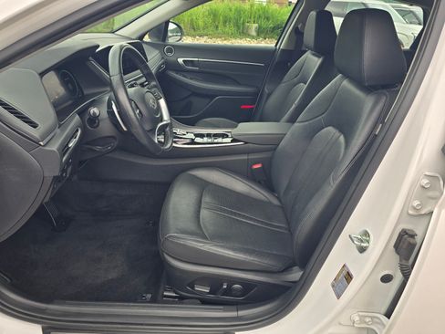 Used 2022 Hyundai Sonata Limited FWD image 11