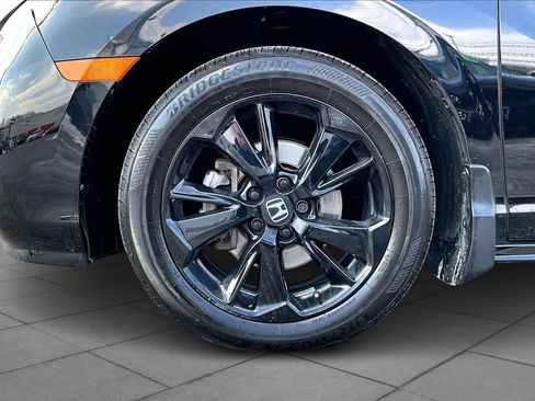 Used 2023 Honda Odyssey Sport image 11