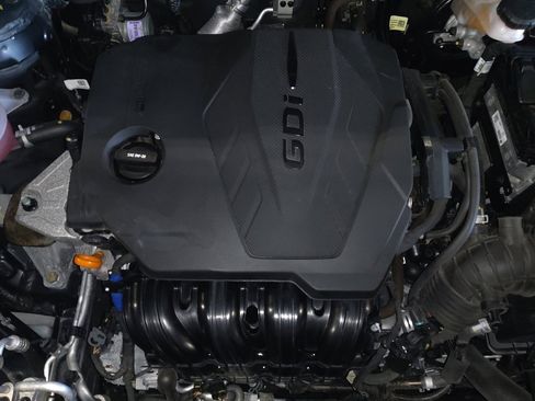 Used 2023 Hyundai Santa Fe SEL image 30