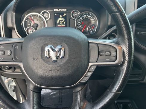 Used 2024 RAM 3500 Tradesman w/ Chrome Appearance Group AWD/4WD image 18