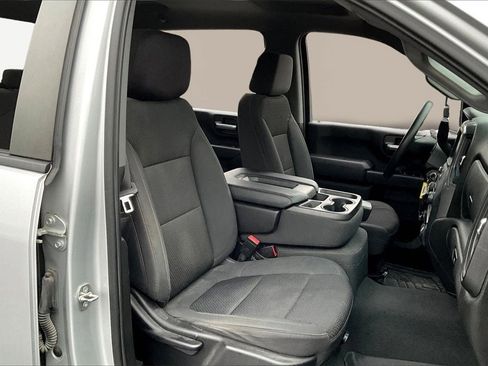 Used 2021 Chevrolet Silverado 2500 Custom w/ Custom Value Package image 29