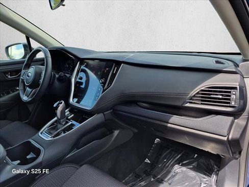 Used 2025 Subaru Outback Premium AWD/4WD image 20