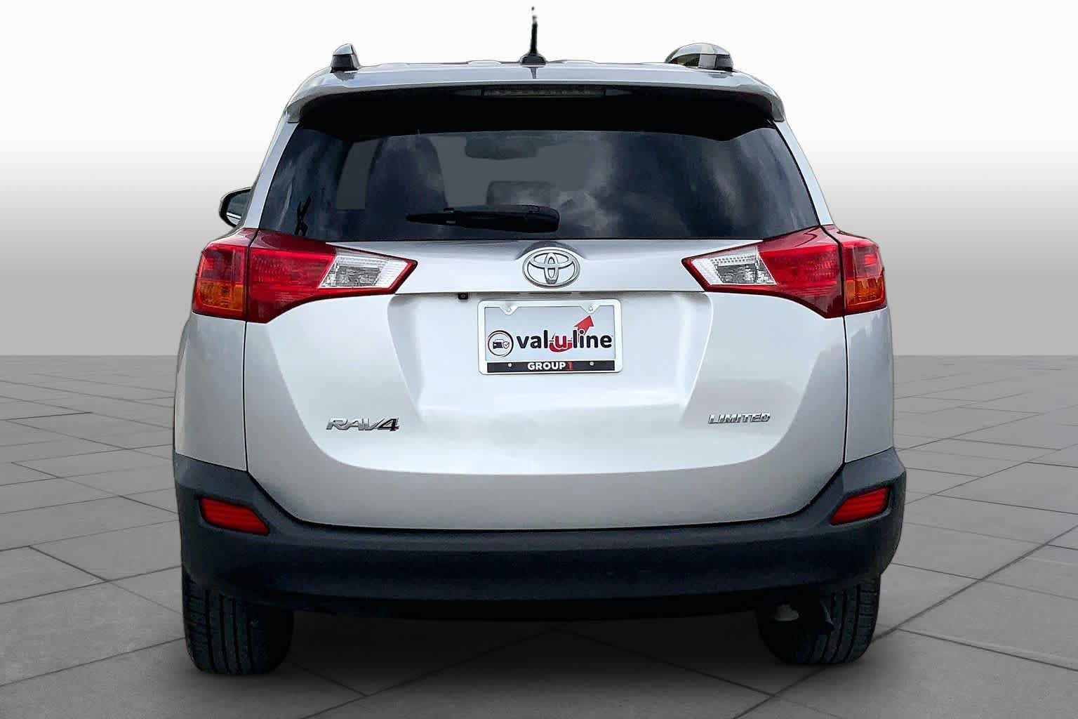 Used 2013 Toyota RAV4 Limited FWD image 5