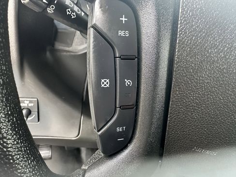 Used 2023 GMC Savana 2500 w/ Driver Convenience Package image 24