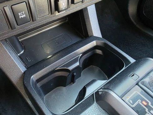 Used 2023 Toyota Tacoma TRD Sport image 32