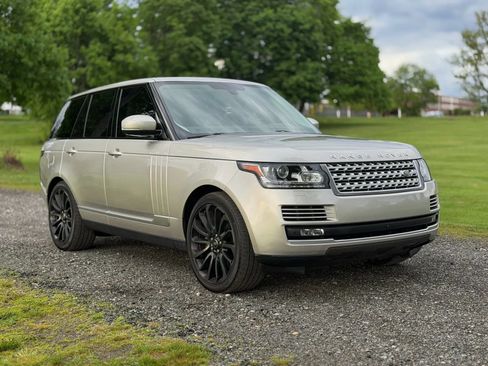 Used 2016 Land Rover Range Rover Supercharged AWD/4WD image 31