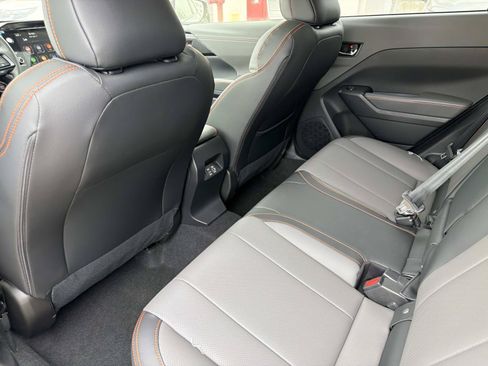 New 2026 Subaru Crosstrek 2.5i Limited w/ Crosstrek Mirror Package AWD/4WD image 9