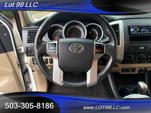 Used 2012 Toyota Tacoma PreRunner w/ SR5 Pkg image 12
