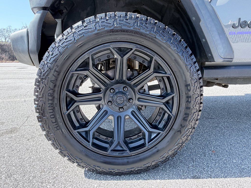 Used 2021 Jeep Gladiator Sport AWD/4WD image 29